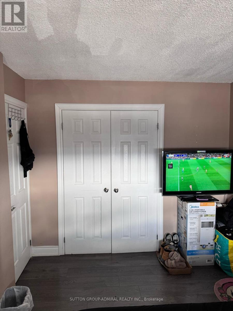 418 - 4673 Jane Street, Toronto, Ontario  M3N 2L1 - Photo 8 - W12496360