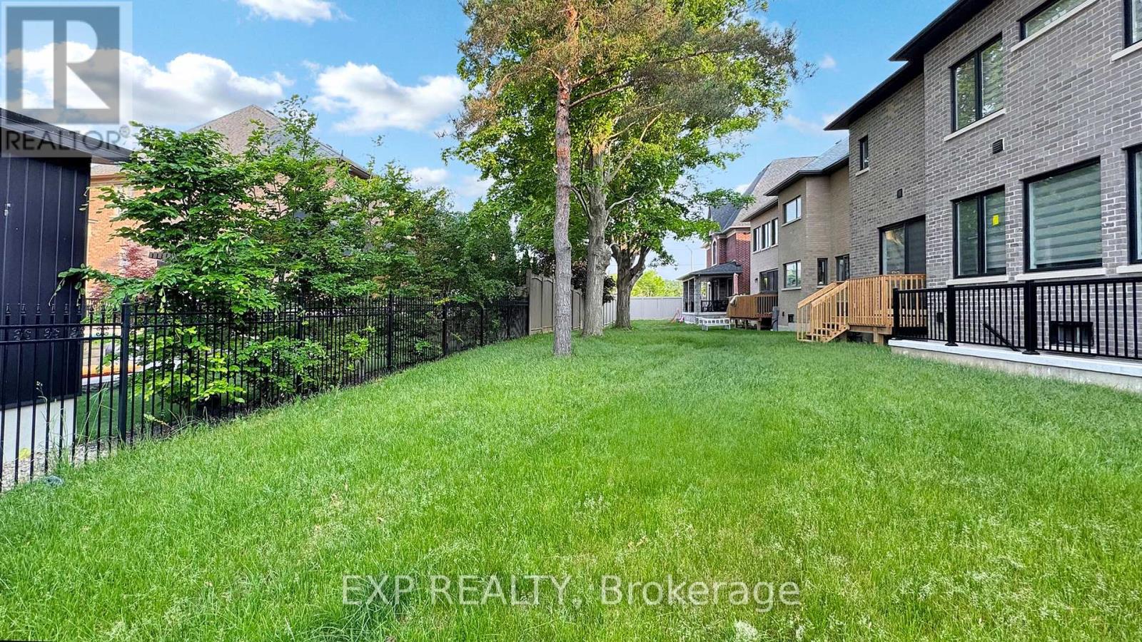 38 Deanna Court, Vaughan, Ontario  L4H 4X5 - Photo 47 - N12522790