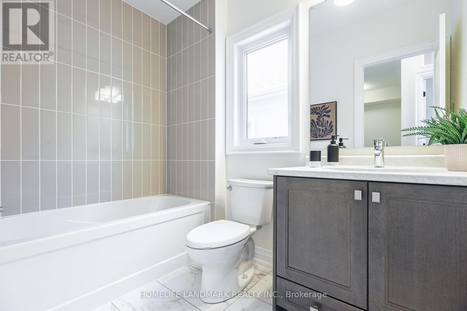 4267 Major Mackenzie Drive, Markham, Ontario  L6C 3L5 - Photo 39 - N12522902