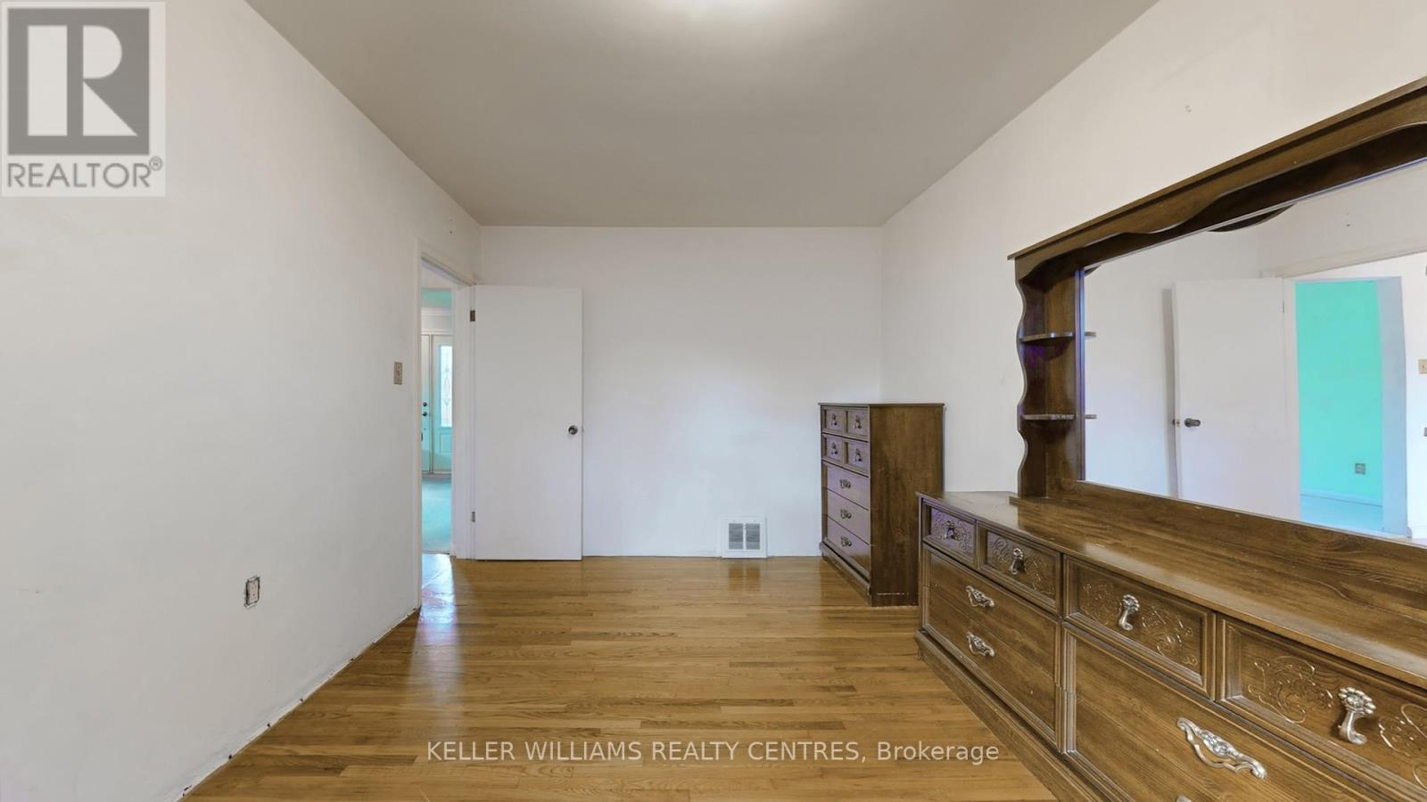 94 Queen Street, Newmarket, Ontario  L3Y 2E8 - Photo 18 - N12522920