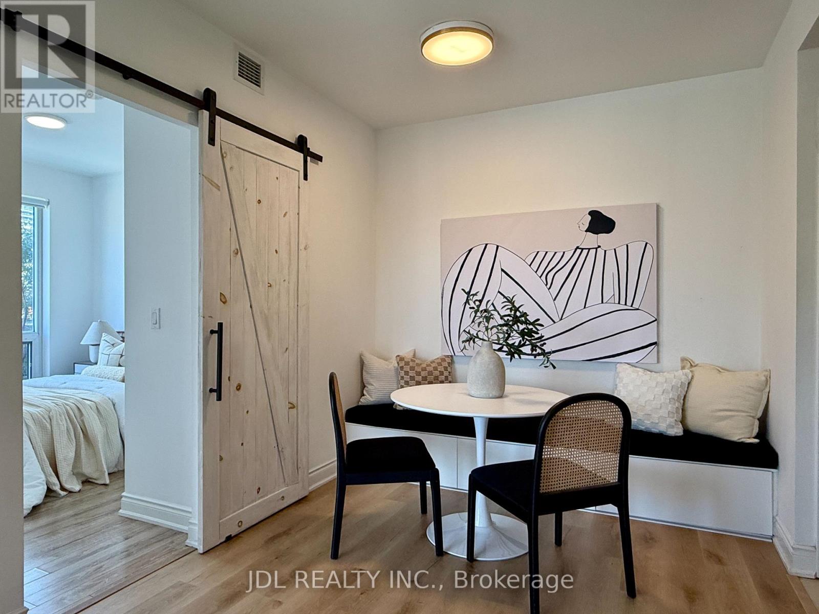 202b - 9090 Yonge Street, Richmond Hill, Ontario  L4C 0Z1 - Photo 4 - N12523002