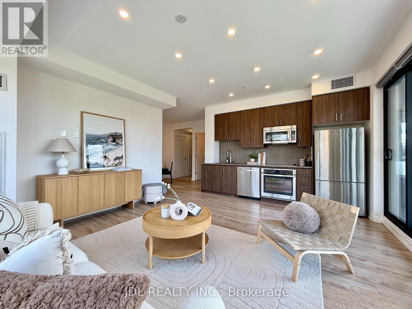 202b - 9090 Yonge Street, Richmond Hill, Ontario  L4C 0Z1 - Photo 8 - N12523002