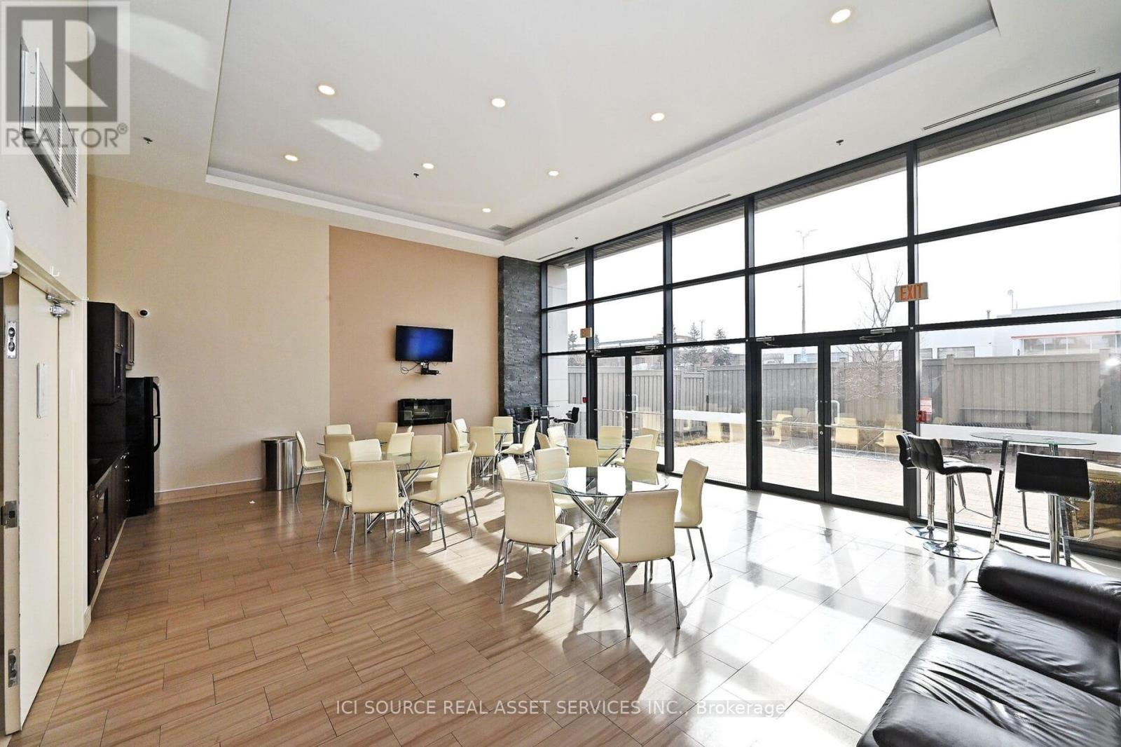 919 - 12 Woodstream Boulevard, Vaughan, Ontario  L4L 8C3 - Photo 34 - N12523006