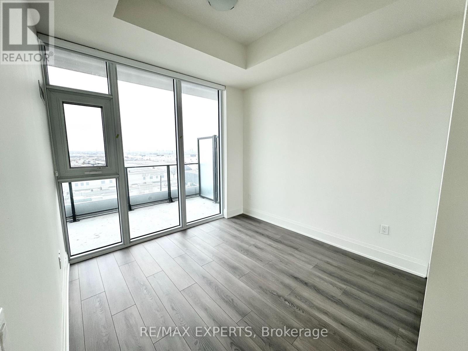 608 - 8960 Jane Street, Vaughan, Ontario  L4K 0N9 - Photo 13 - N12523012