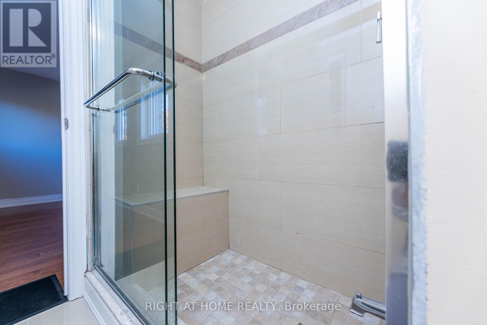 37 Cheeseman Drive, Markham, Ontario  L3R 3G3 - Photo 22 - N12523070