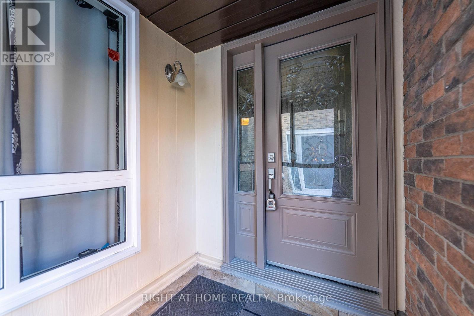 37 Cheeseman Drive, Markham, Ontario  L3R 3G3 - Photo 3 - N12523070