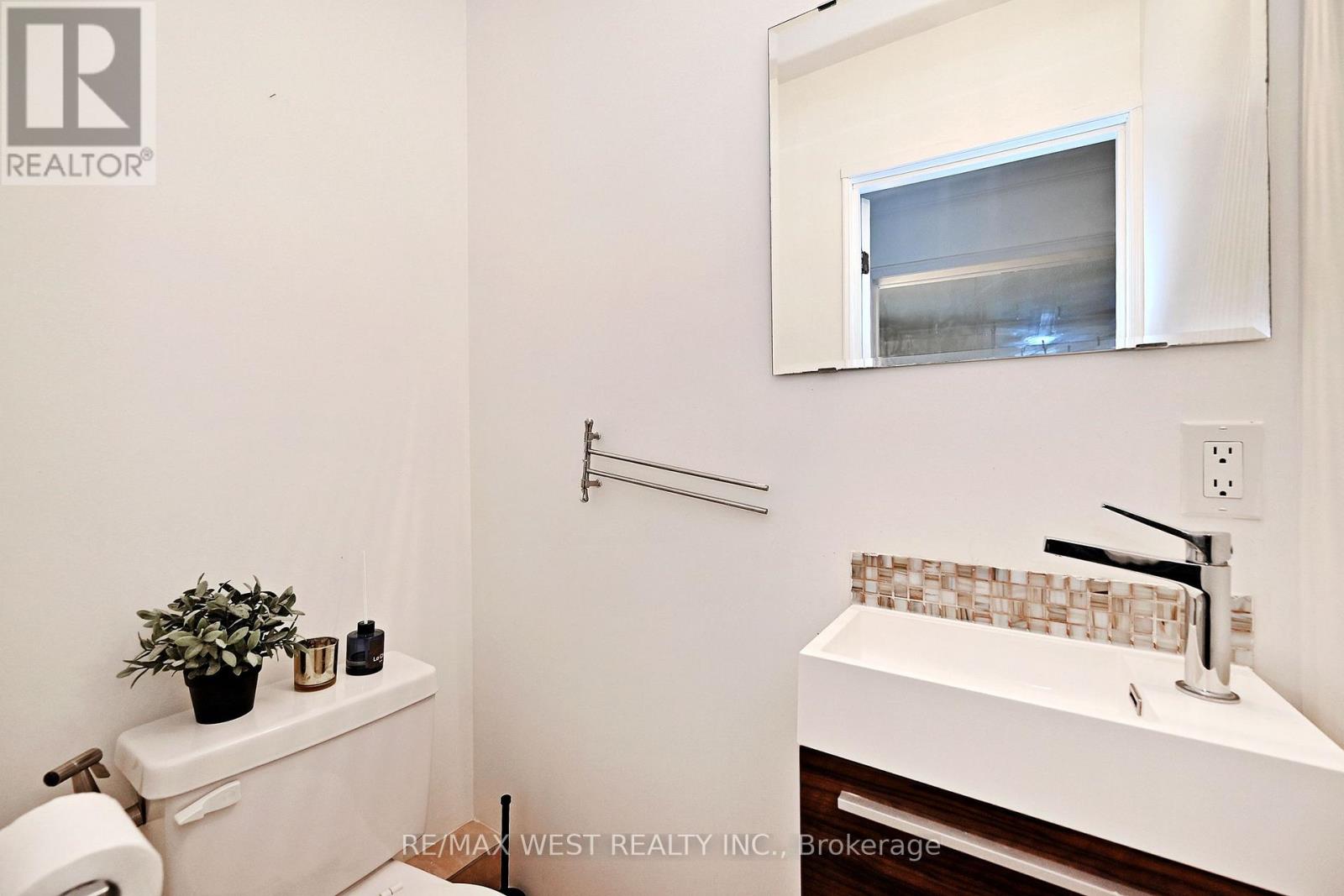 348 Brownridge Drive, Vaughan, Ontario  L4J 5W9 - Photo 17 - N12523090