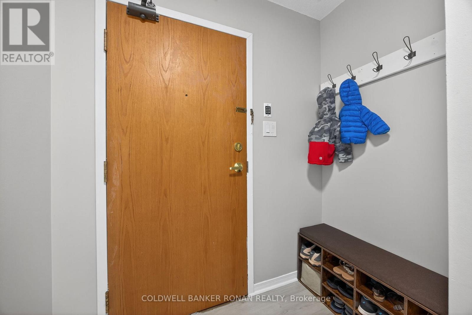 205 - 1 Quail Crescent, Barrie, Ontario  L4N 6W9 - Photo 10 - S12522926