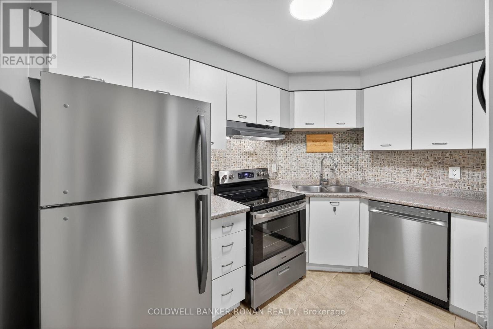 205 - 1 Quail Crescent, Barrie, Ontario  L4N 6W9 - Photo 19 - S12522926