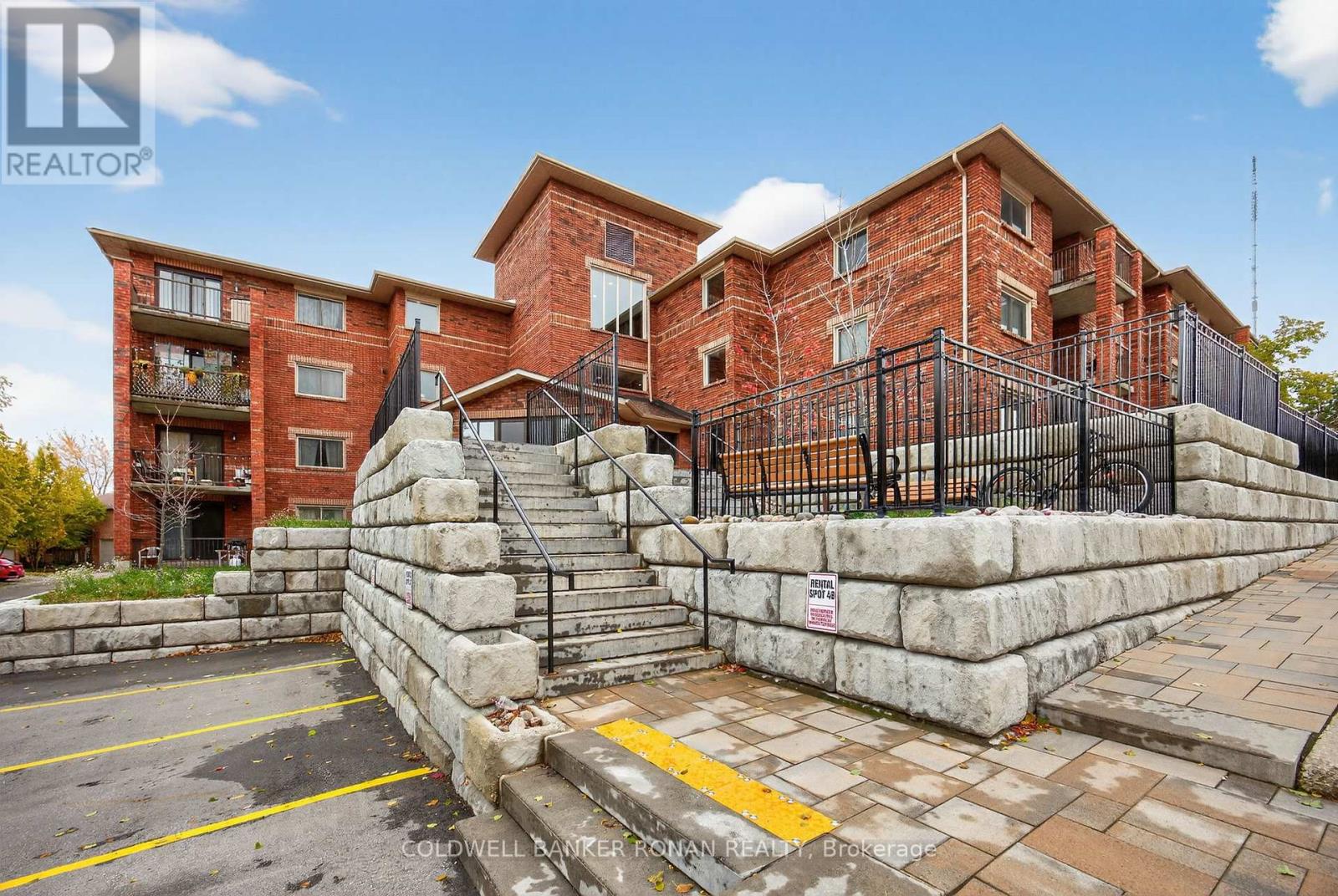 205 - 1 Quail Crescent, Barrie, Ontario  L4N 6W9 - Photo 4 - S12522926