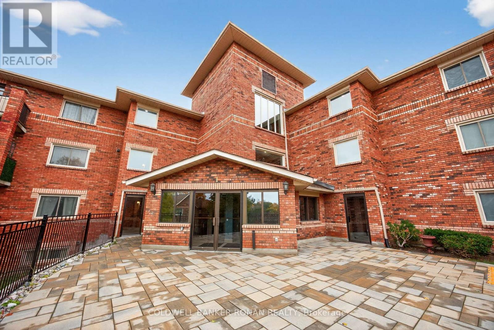 205 - 1 Quail Crescent, Barrie, Ontario  L4N 6W9 - Photo 8 - S12522926