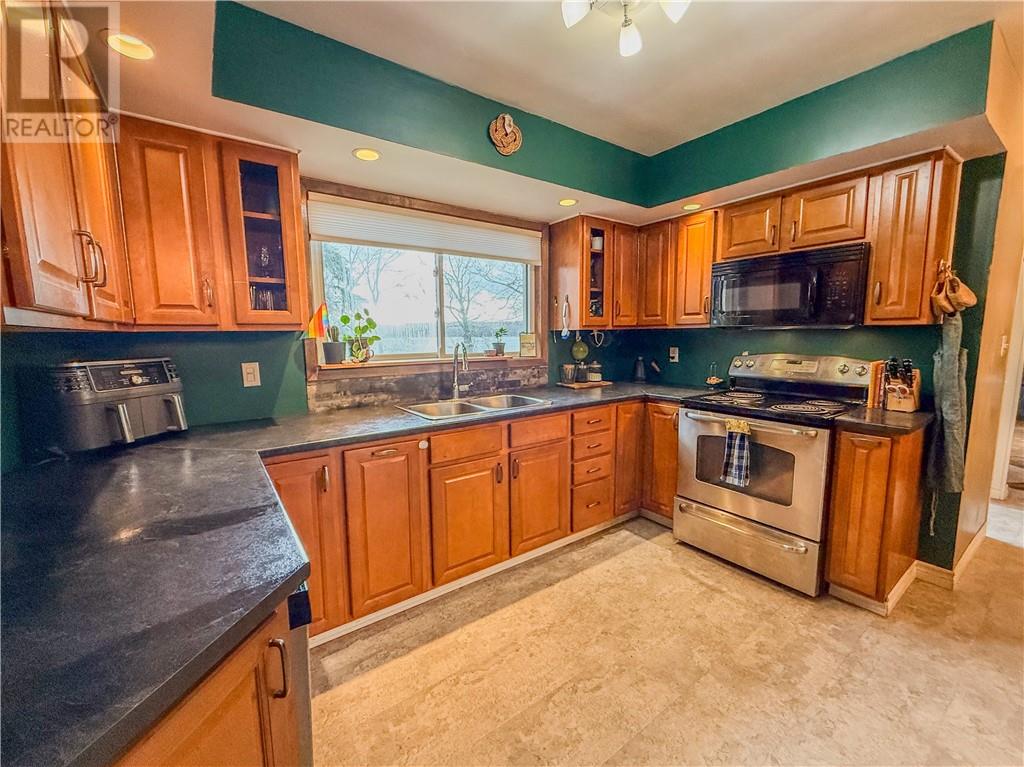 112 Townline Road, Sheguiandah, Ontario P0P 1W0 - Photo 10 - 2125565