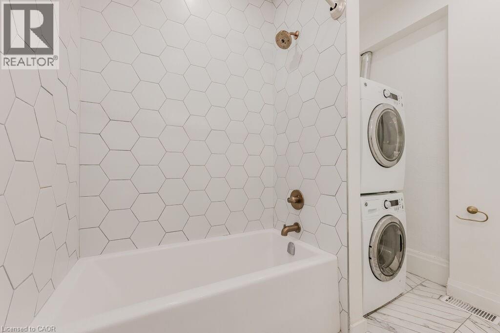 76 Wellington Street N Unit# A, Kitchener, Ontario  N2H 5J6 - Photo 15 - 40786549