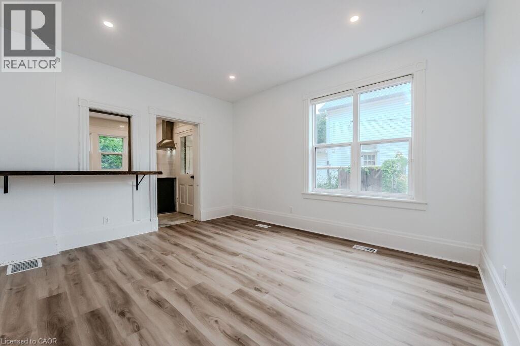 76 Wellington Street N Unit# A, Kitchener, Ontario  N2H 5J6 - Photo 7 - 40786549