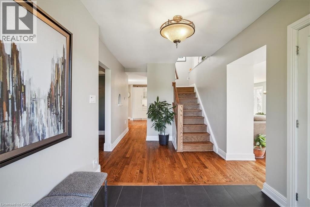 1425 Plains Road W, Burlington, Ontario L7T 1H8 - Photo 4 - 40738773