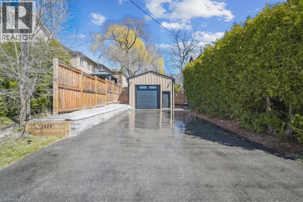 1425 Plains Road W, Burlington, Ontario L7T 1H8 - Photo 45 - 40738773