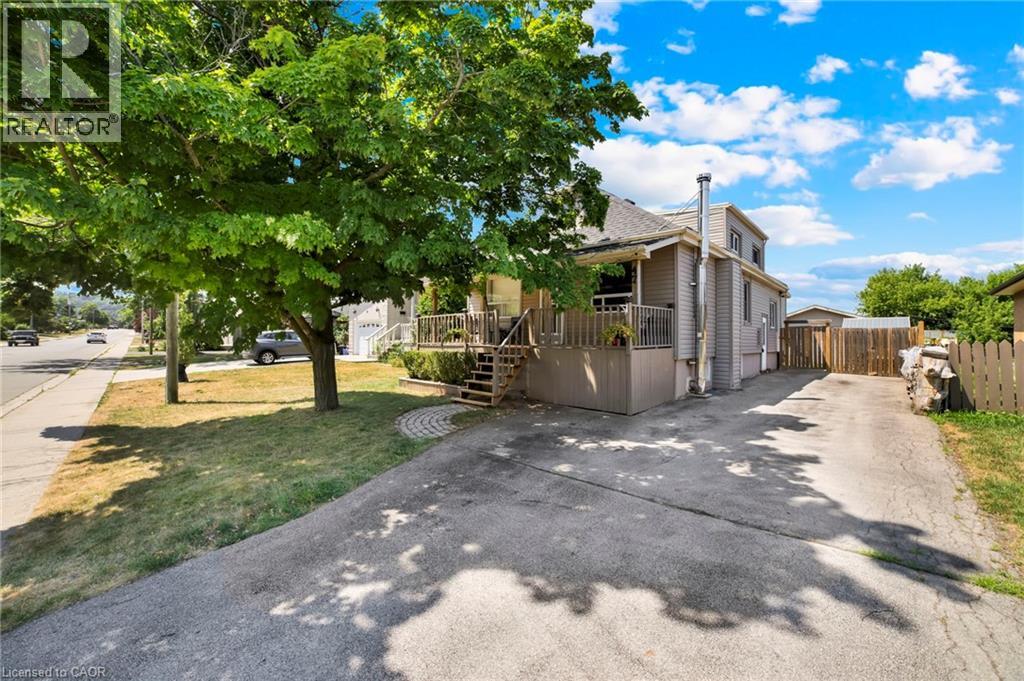 47 Worsley Road, Stoney Creek, Ontario  L8E 2E9 - Photo 4 - 40755015