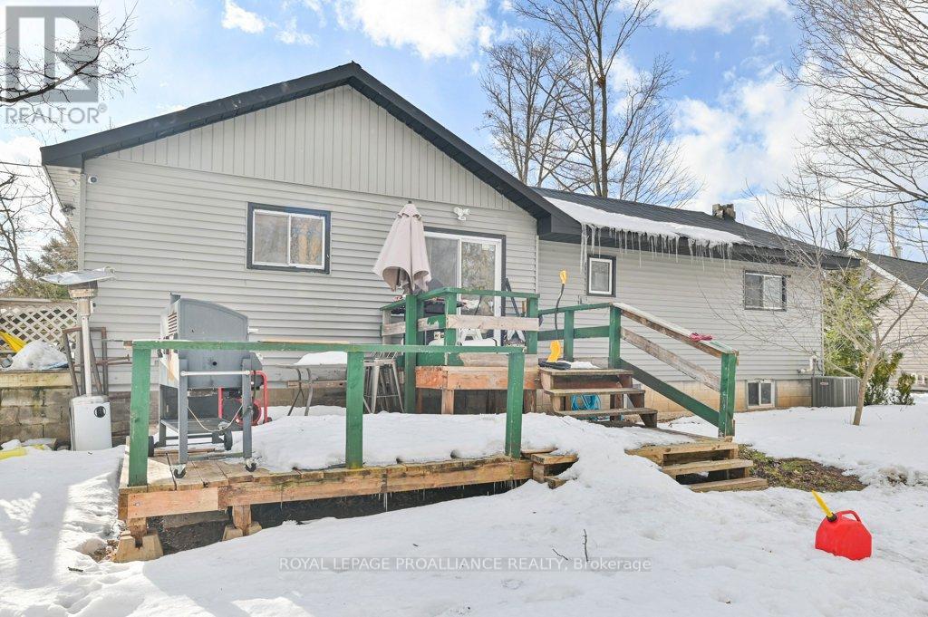 27 Thurlow Queen Street, Belleville, Ontario K0K 2V0 - Photo 22 - X12523156