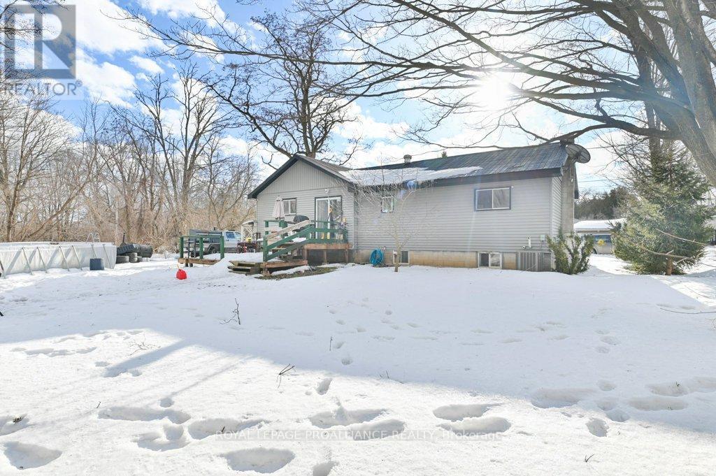 27 Thurlow Queen Street, Belleville, Ontario K0K 2V0 - Photo 24 - X12523156