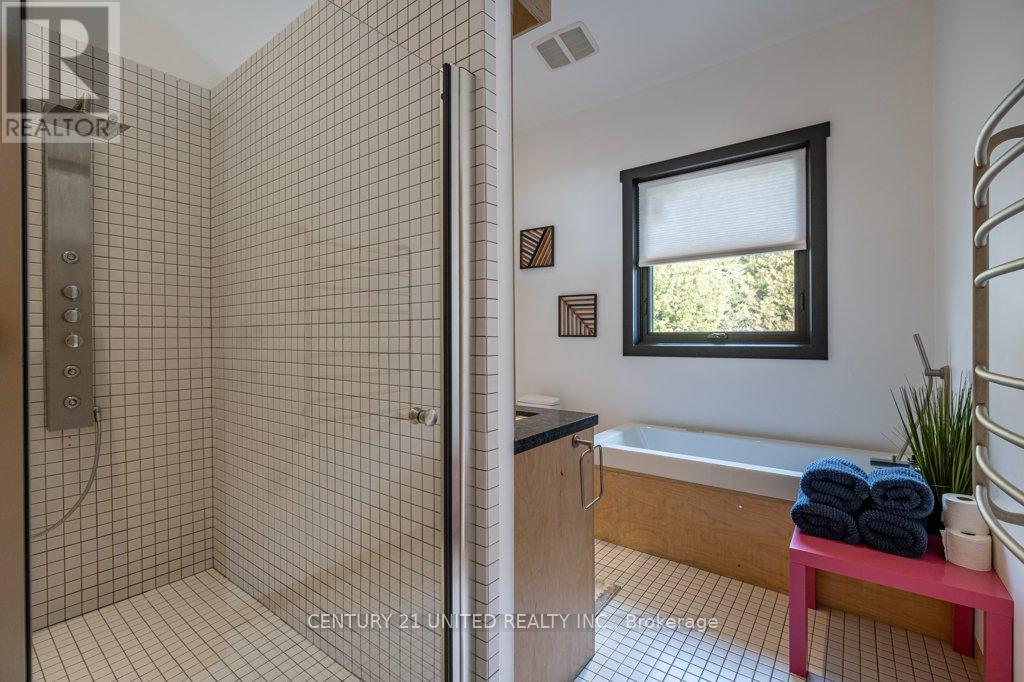 1080 Clydesdale Road, North Kawartha, Ontario K0L 1A0 - Photo 22 - X12523180