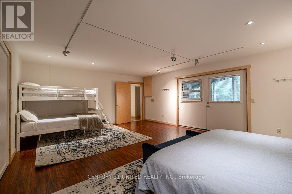 1080 Clydesdale Road, North Kawartha, Ontario K0L 1A0 - Photo 33 - X12523180