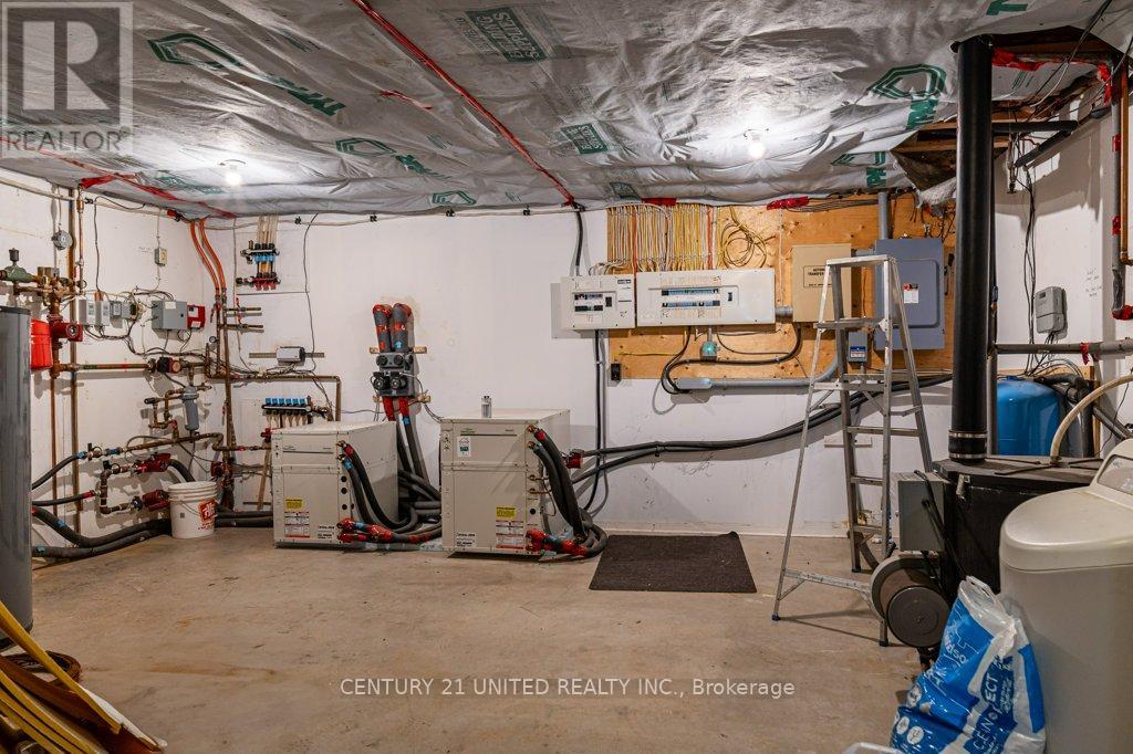 1080 Clydesdale Road, North Kawartha, Ontario K0L 1A0 - Photo 38 - X12523180