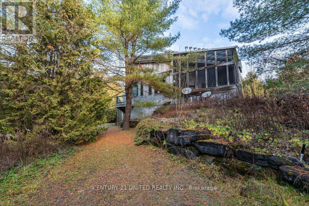 1080 Clydesdale Road, North Kawartha, Ontario K0L 1A0 - Photo 41 - X12523180