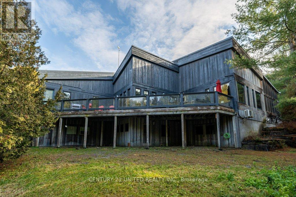 1080 Clydesdale Road, North Kawartha, Ontario K0L 1A0 - Photo 42 - X12523180