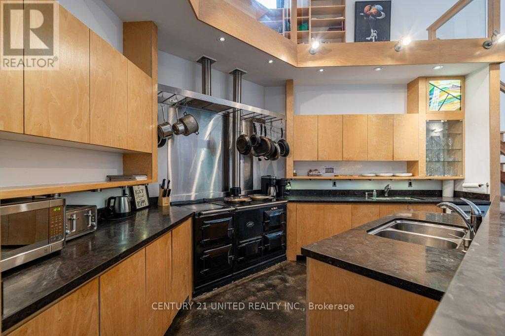 1080 Clydesdale Road, North Kawartha, Ontario K0L 1A0 - Photo 8 - X12523180