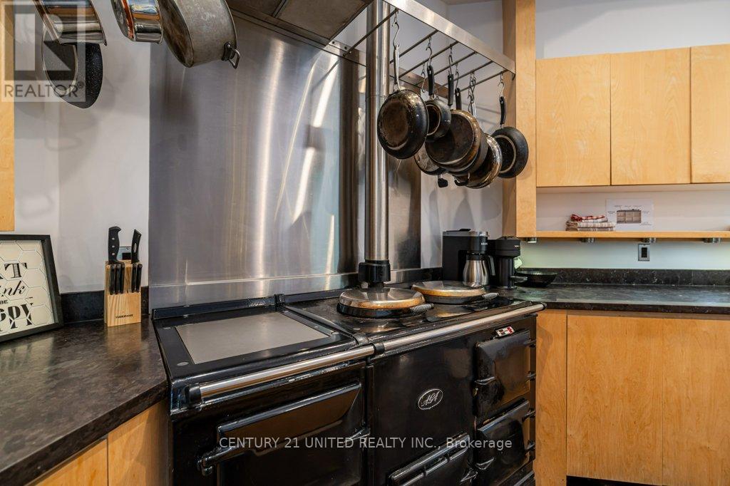 1080 Clydesdale Road, North Kawartha, Ontario K0L 1A0 - Photo 9 - X12523180