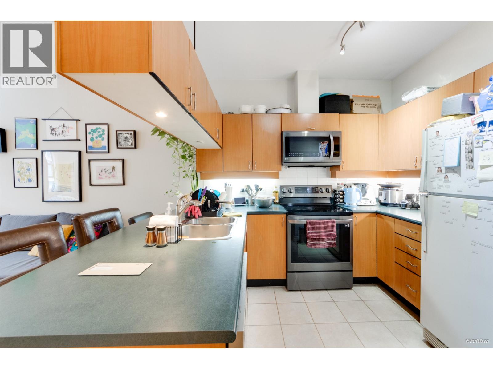 208 188 E 33rd Avenue, Vancouver, British Columbia V5V 5E5 - Photo 9 - R3064292