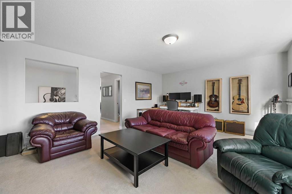 60 Canoe Cove Sw, Airdrie, Alberta  T4B 2Z5 - Photo 34 - A2264378