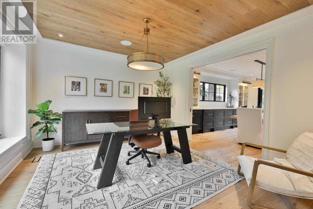 1489 Mildmay Court, Mississauga, Ontario L5J 2H4 - Photo 24 - W12522782