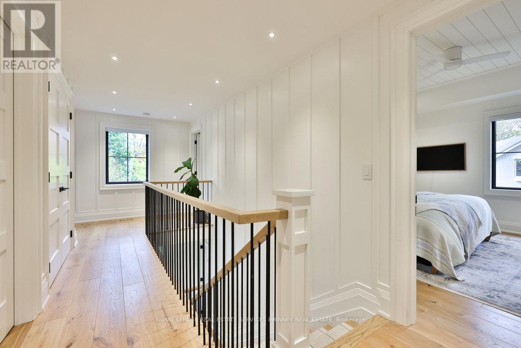 1489 Mildmay Court, Mississauga, Ontario L5J 2H4 - Photo 27 - W12522782