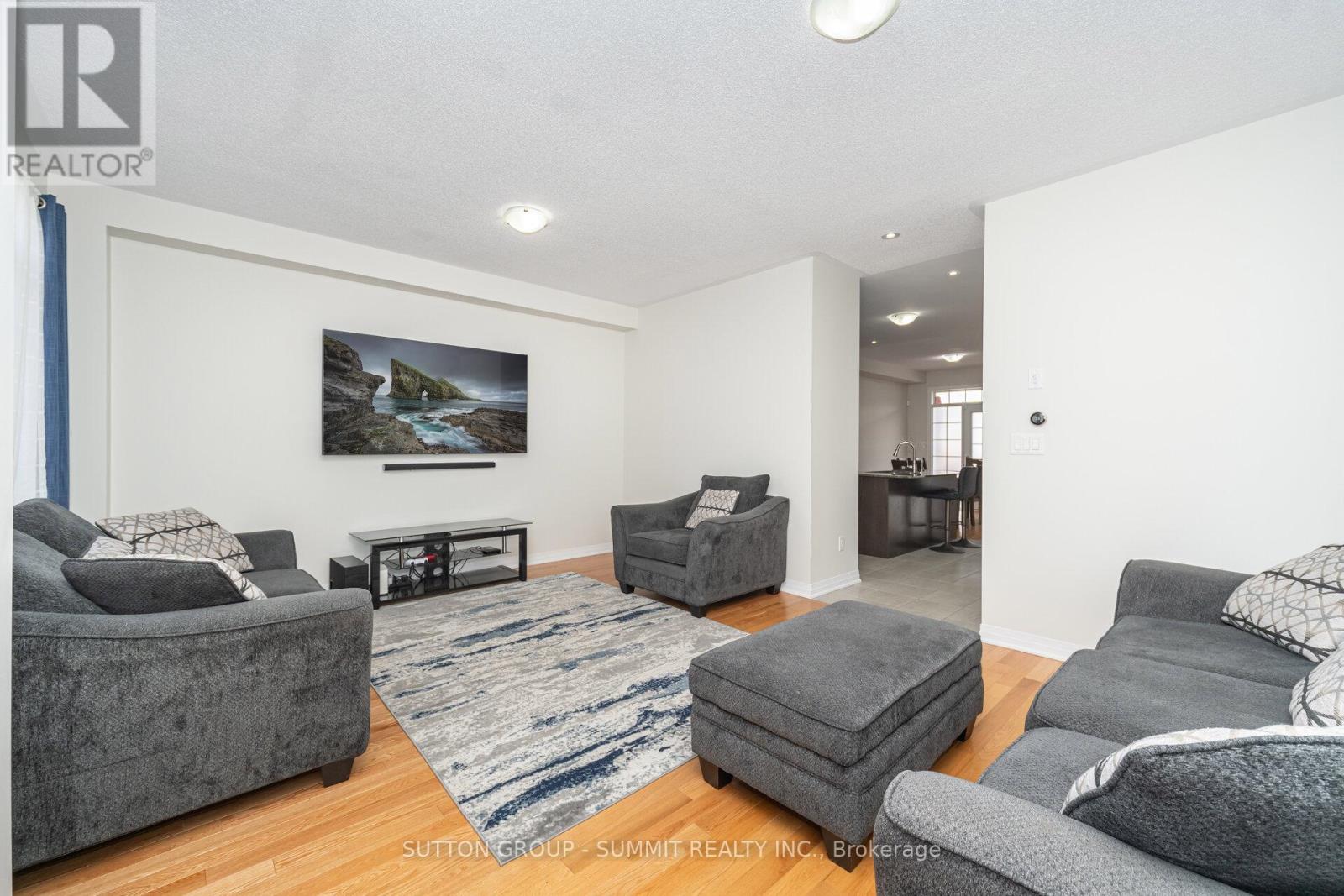 172 Parkinson Crescent, Orangeville, Ontario L9W 6X3 - Photo 15 - W12522808