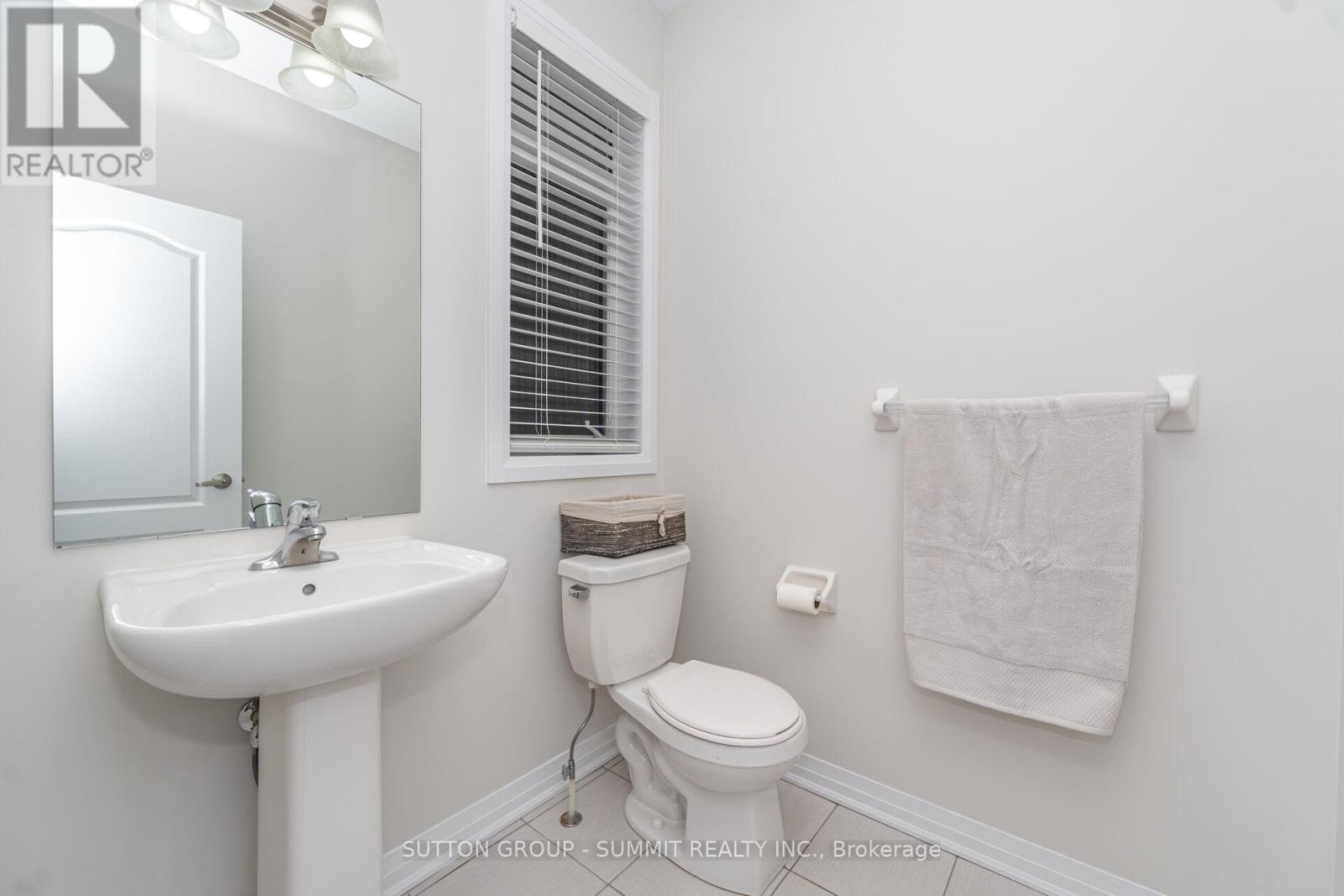 172 Parkinson Crescent, Orangeville, Ontario L9W 6X3 - Photo 17 - W12522808