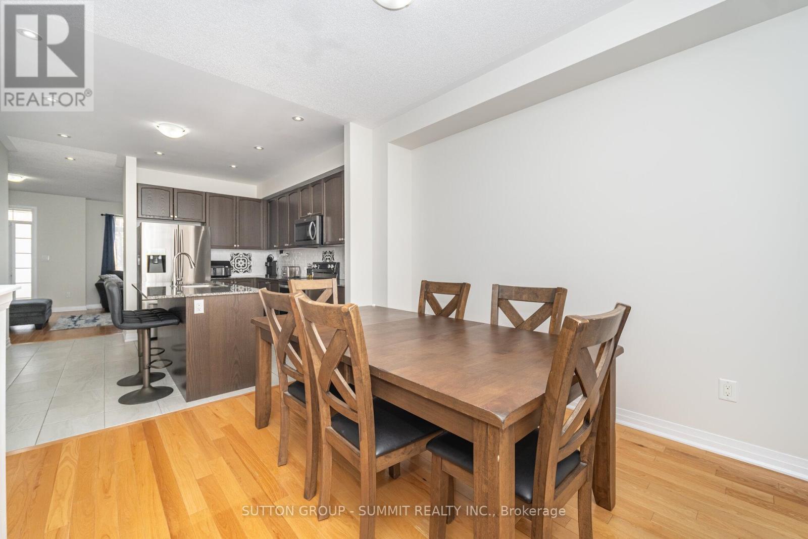 172 Parkinson Crescent, Orangeville, Ontario L9W 6X3 - Photo 8 - W12522808