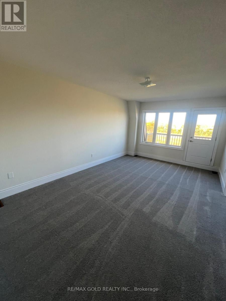 34 Foxsparrow Road, Brampton, Ontario L6R 4E1 - Photo 7 - W12522816