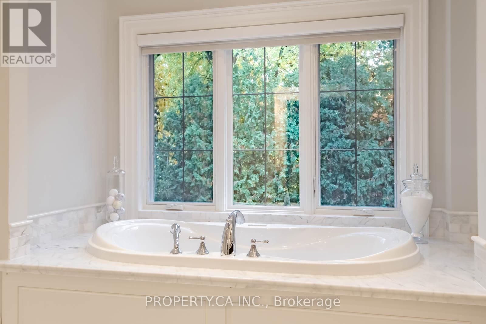 224 Donnelly Drive, Mississauga, Ontario L5G 2M4 - Photo 26 - W12522822