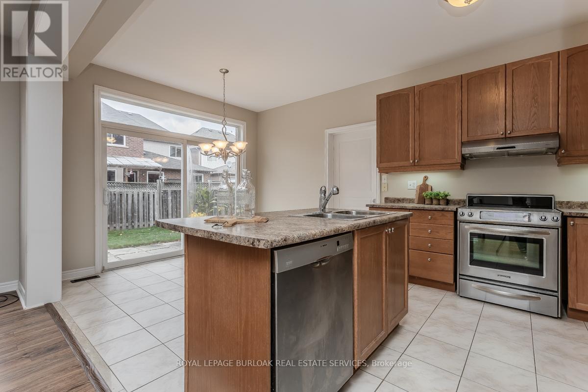 2273 Blue Oak Circle, Oakville, Ontario  L6M 5J4 - Photo 23 - W12522844