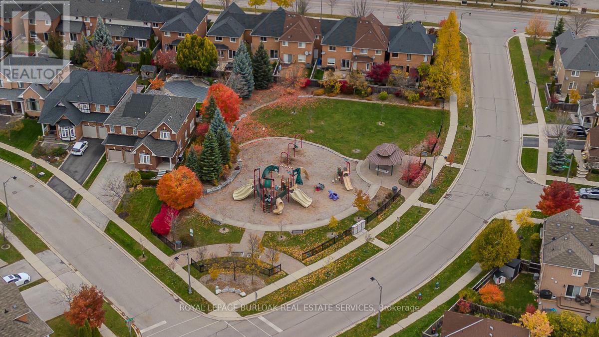 2273 Blue Oak Circle, Oakville, Ontario  L6M 5J4 - Photo 46 - W12522844