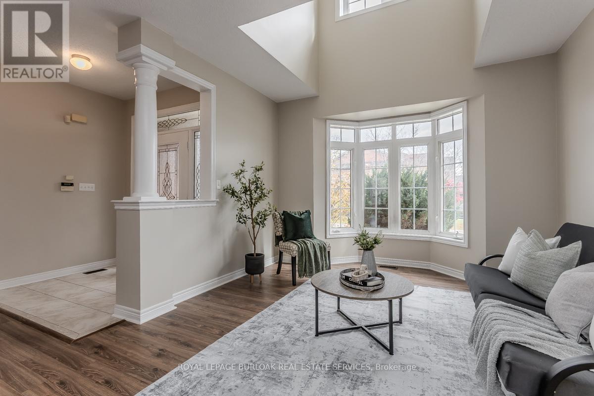 2273 Blue Oak Circle, Oakville, Ontario  L6M 5J4 - Photo 9 - W12522844