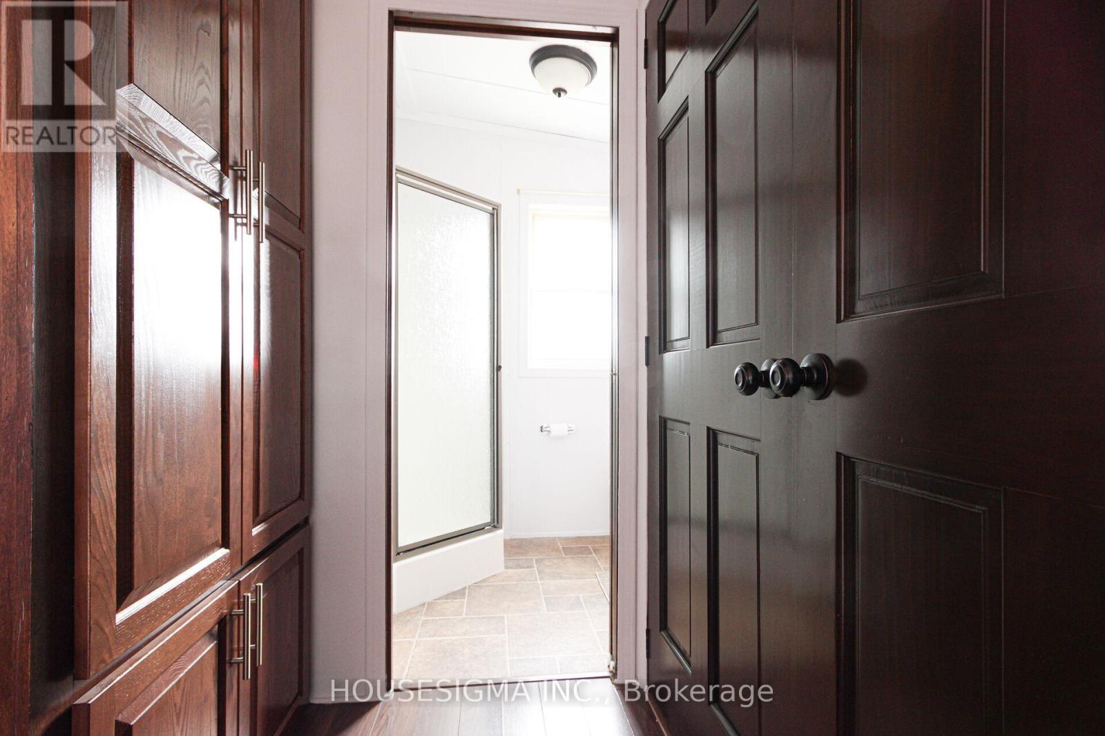 5 Tamarack - 4449 Milborough Line, Burlington, Ontario L7P 0C5 - Photo 17 - W12522888