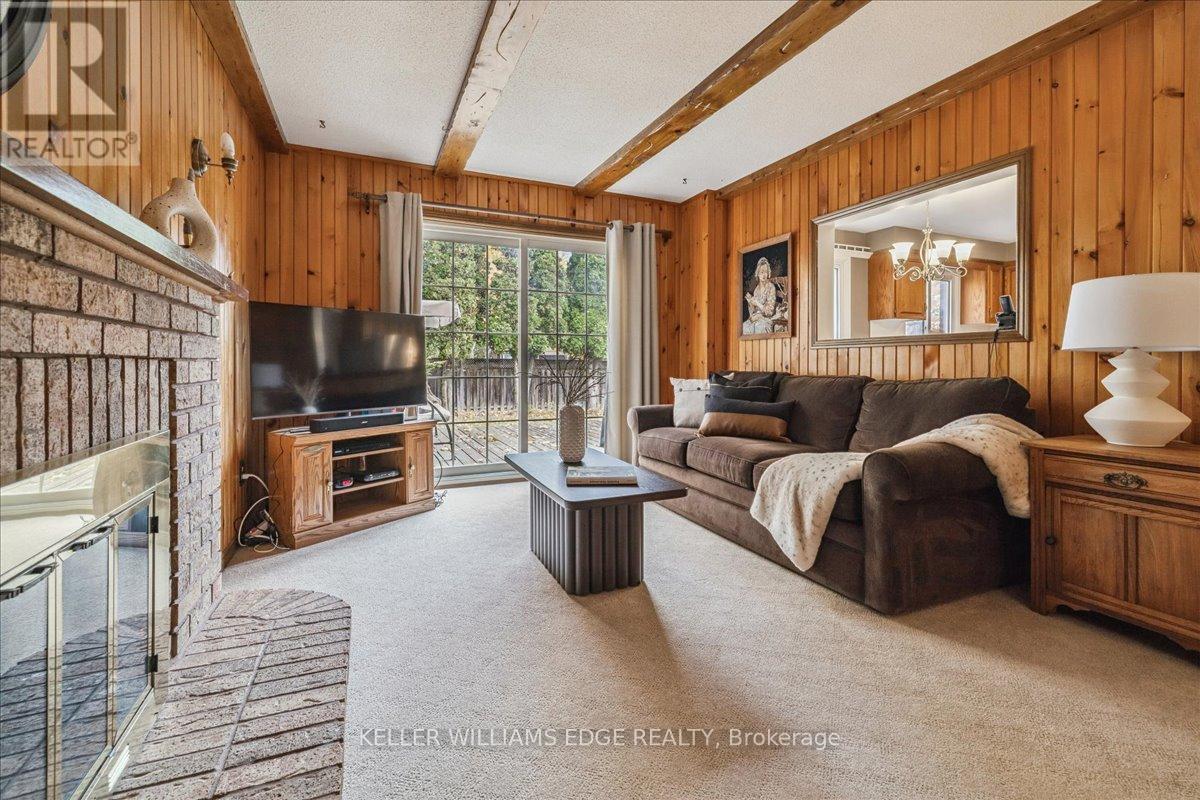 595 Barons Court, Burlington, Ontario  L7R 4E4 - Photo 16 - W12522896