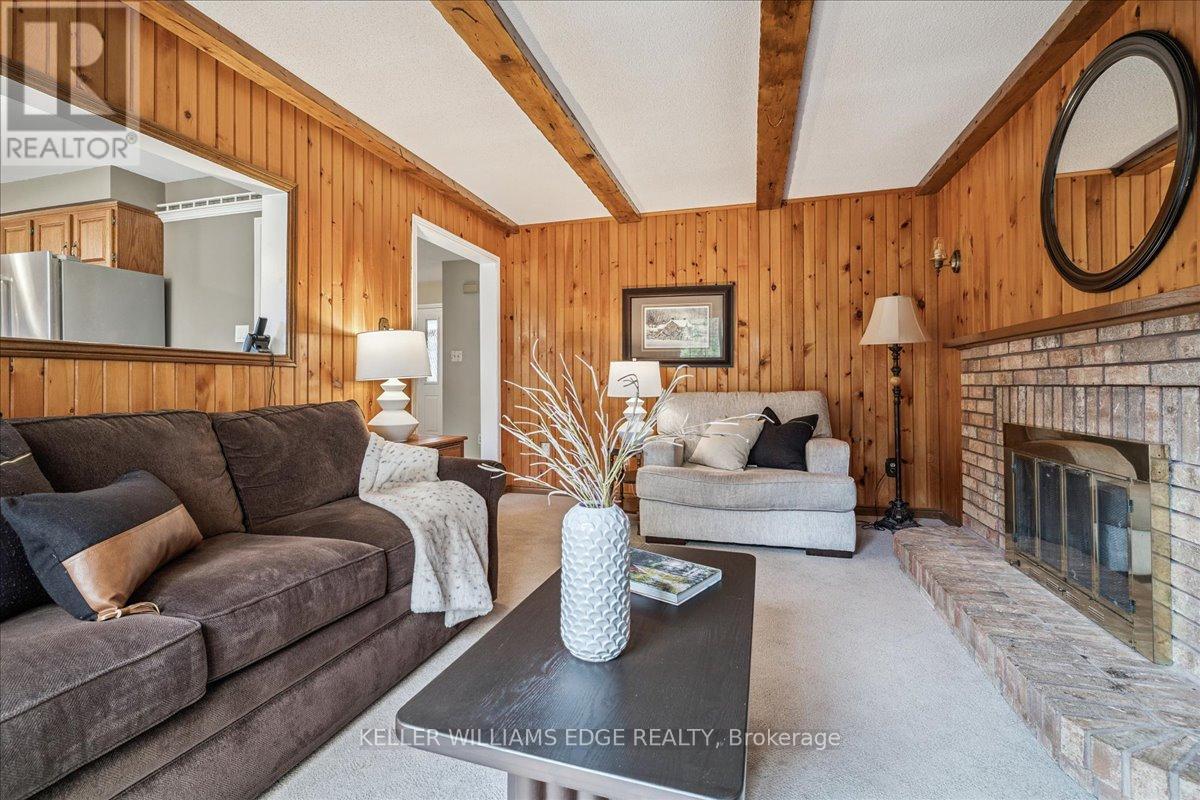 595 Barons Court, Burlington, Ontario  L7R 4E4 - Photo 17 - W12522896