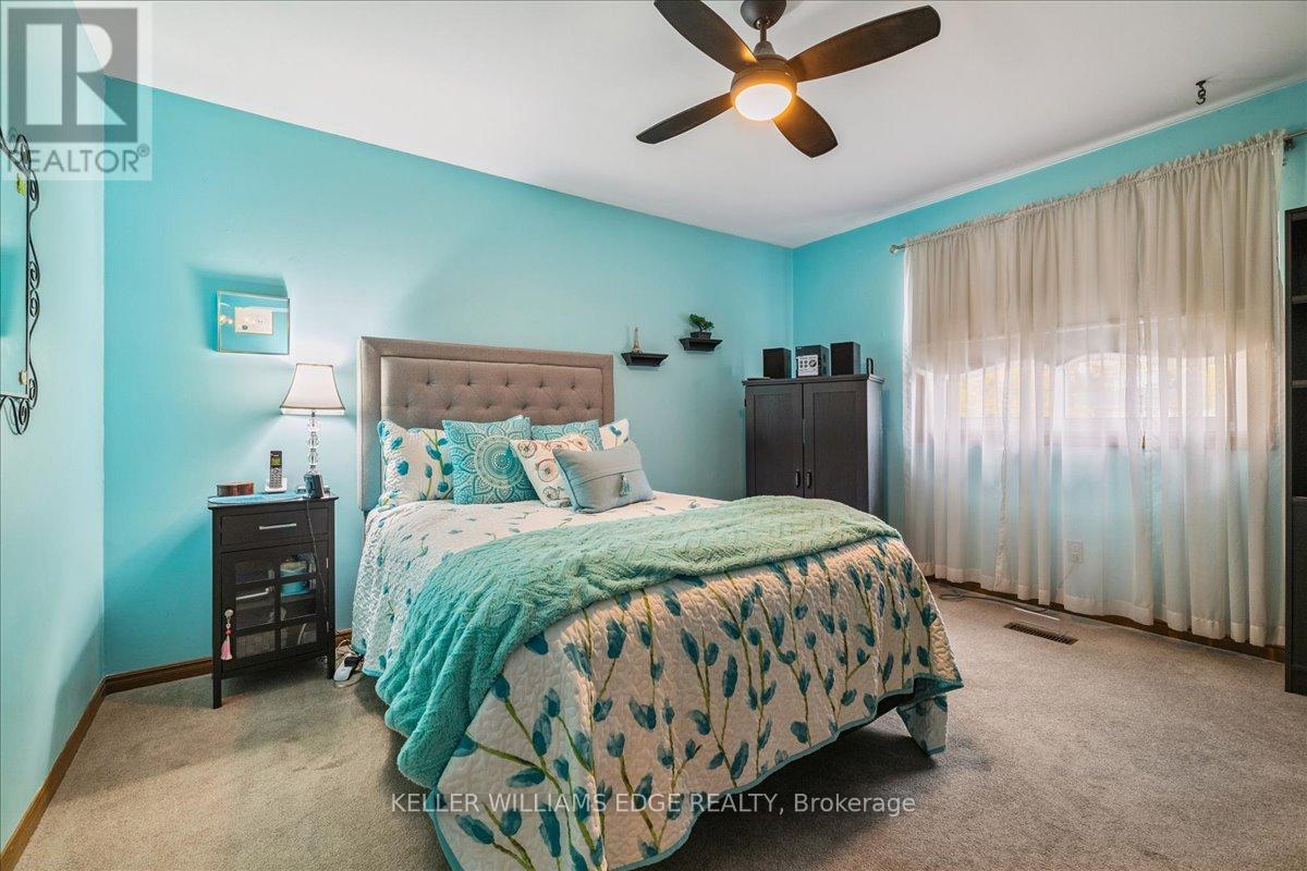 595 Barons Court, Burlington, Ontario  L7R 4E4 - Photo 31 - W12522896