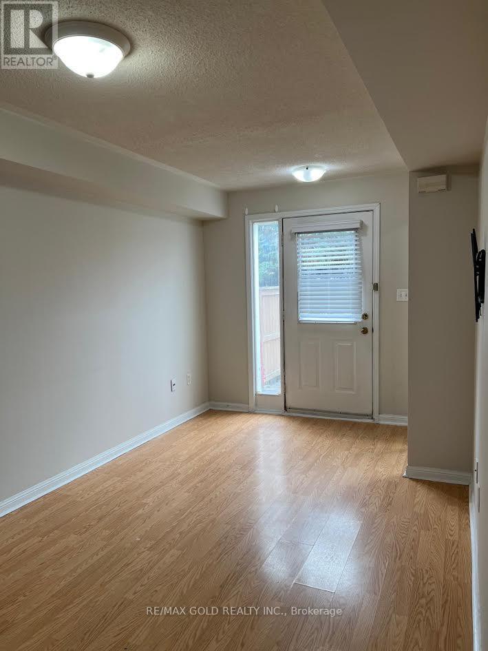 6 - 4620 Guildwood Way, Mississauga, Ontario L5R 4H5 - Photo 5 - W12522910