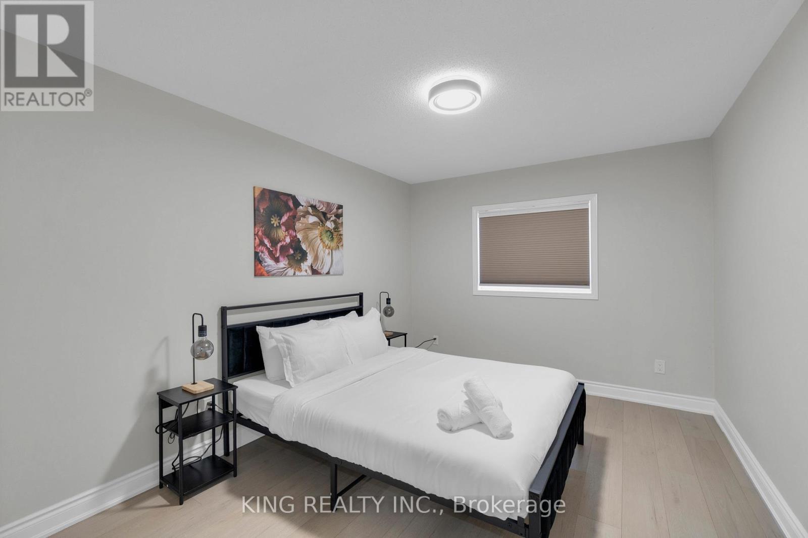 21 Irene Crescent, Brampton, Ontario L7A 2V3 - Photo 10 - W12522918