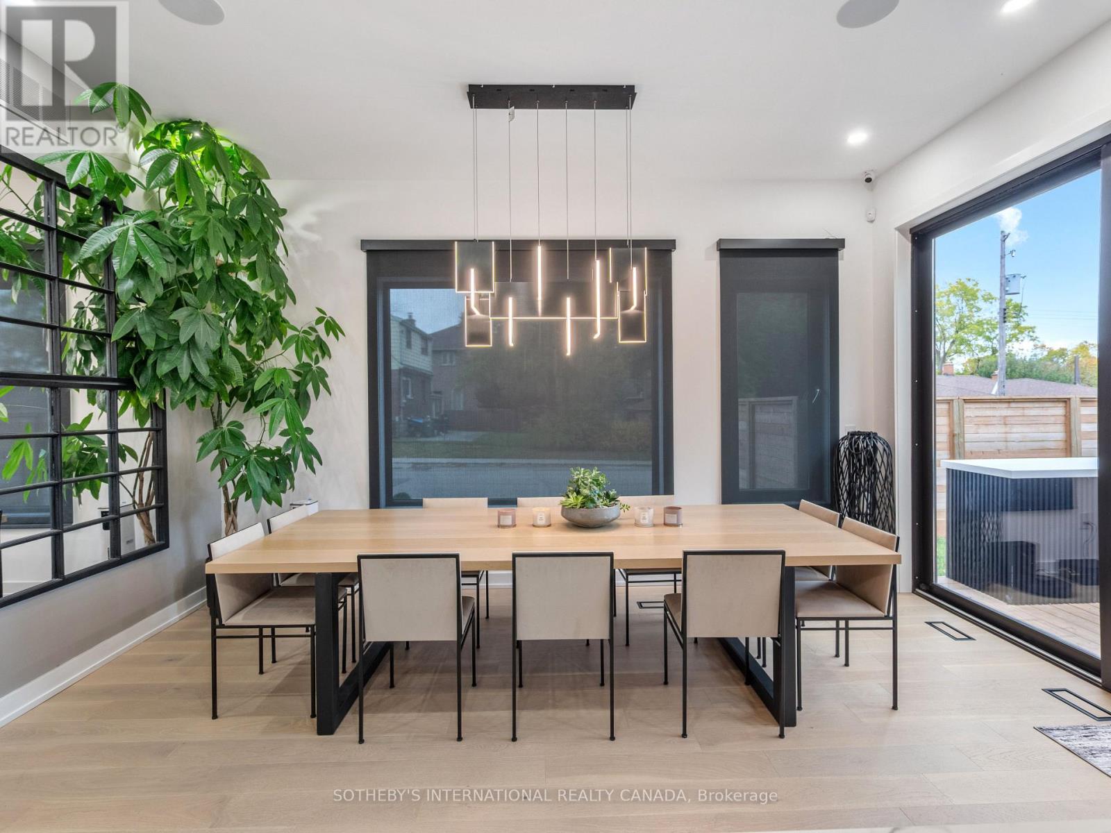 73 Guthrie Avenue, Toronto, Ontario  M8Y 3L2 - Photo 13 - W12522960