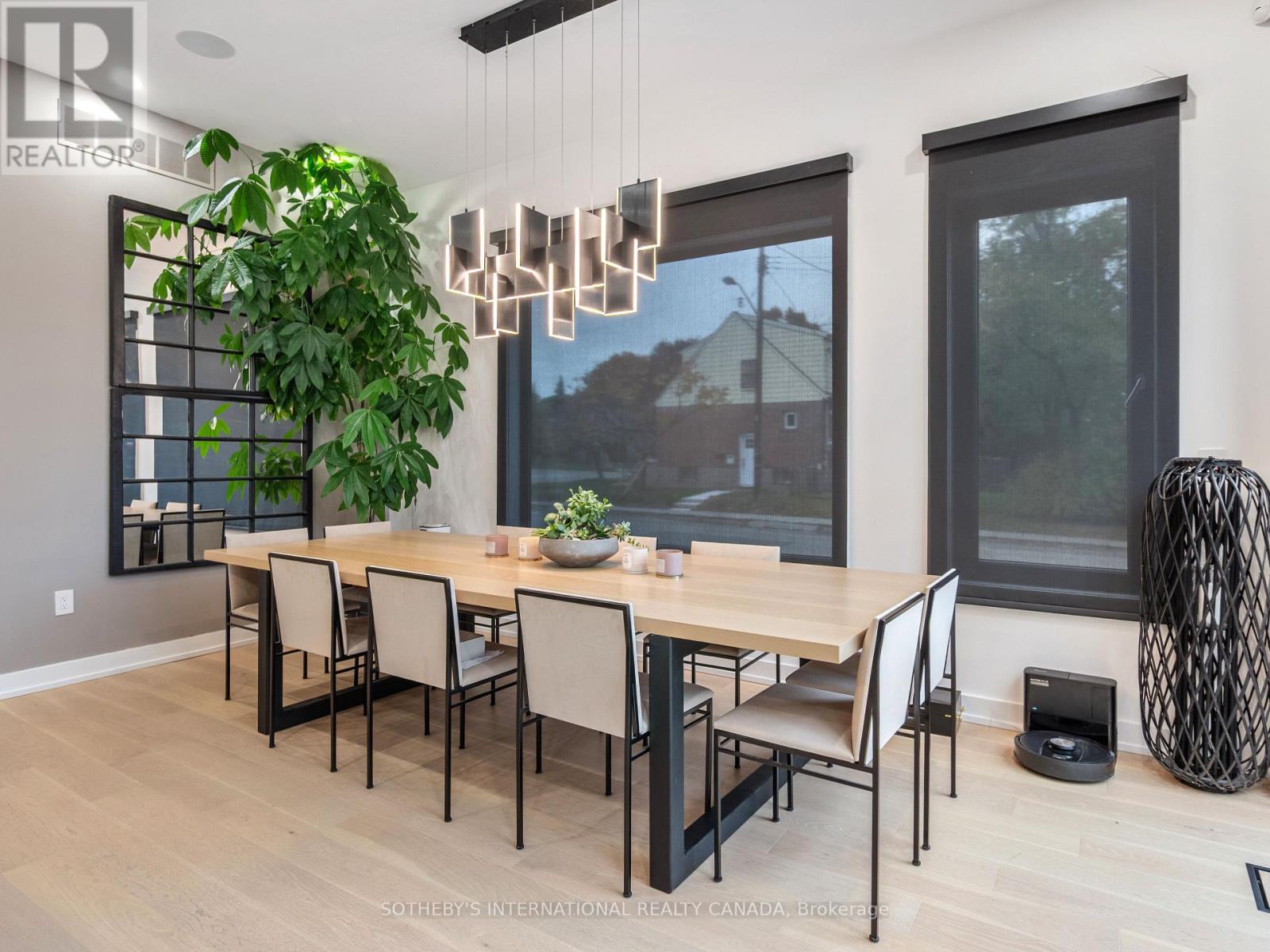 73 Guthrie Avenue, Toronto, Ontario  M8Y 3L2 - Photo 15 - W12522960